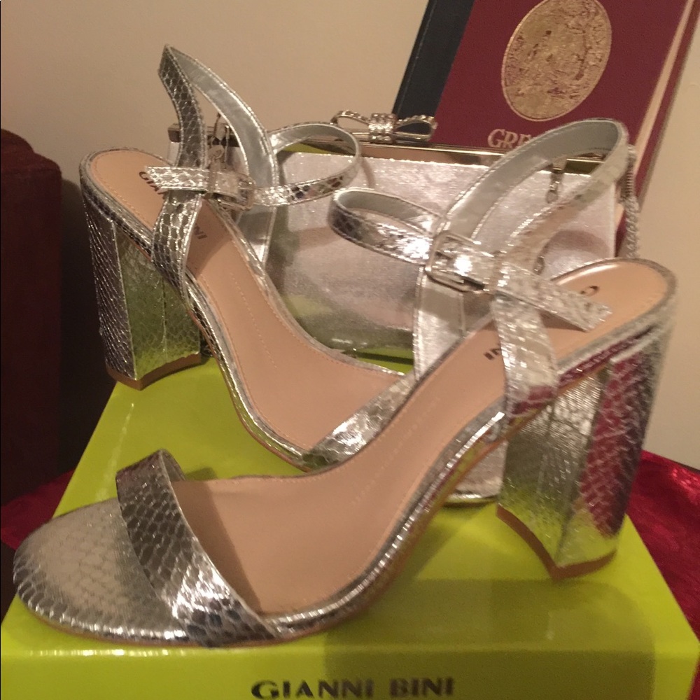NWT! GIANNI BINI SILVER 💃MCKARIA